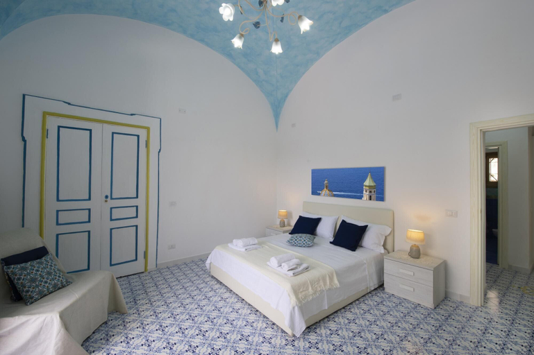 Bedroom 2, Amore Rentals - Casa Barbera A, Salerno