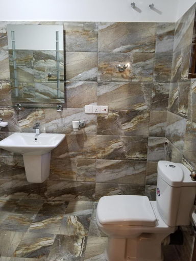 Bathroom 3, Coral Palm Villa & Apartments, Habaraduwa