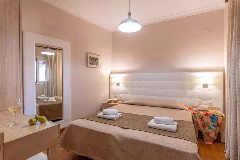 Bedroom 2, Panorama Botsaris Apartments, Epirus