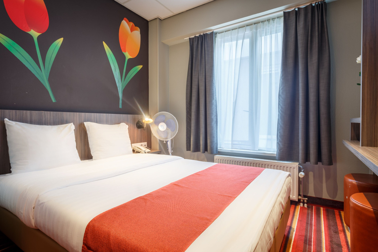 Bedroom 4, Hotel Mozart, Amsterdam