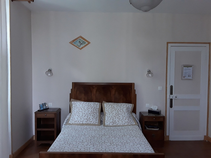 Bedroom 2, Domaine les Galards, Charente-Maritime