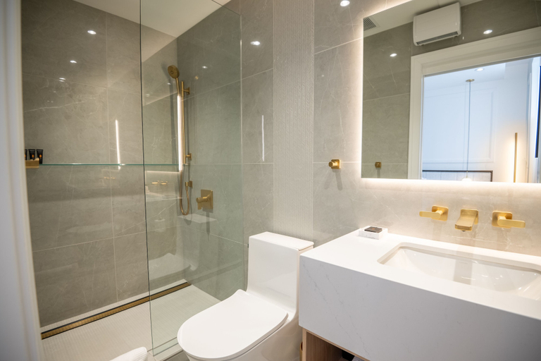 Bathroom 4, Hôtel Boutique Ophelia - Par Aneyro, Communauté-Urbaine-de-Québec