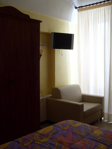 Bedroom 4, B&B Frammenti D'Itria, Brindisi