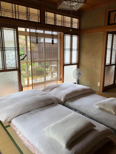 Bedroom 2, Oyado Endo Komichinoniwa, Sanuki