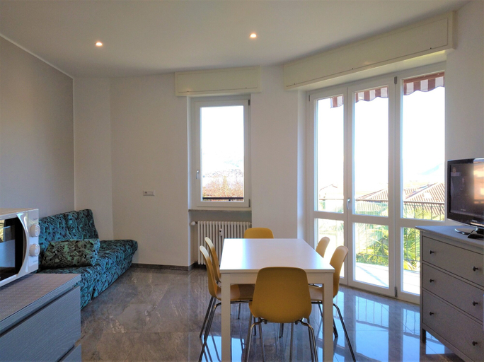 Others 5, Astrid House, Verbano-Cusio-Ossola