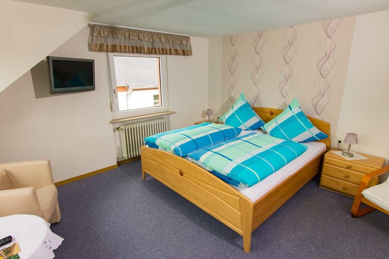 Bedroom 3, Hotel Weinhaus Moselblick, Bernkastel-Wittlich