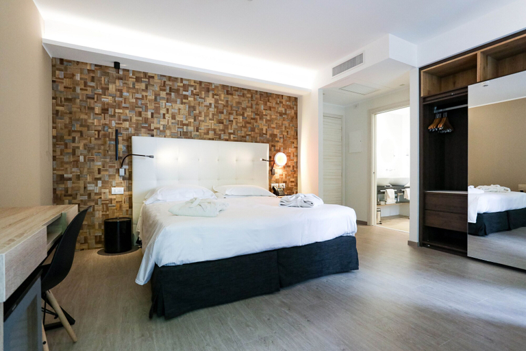 Bedroom 4, Formentin Terme, Padua