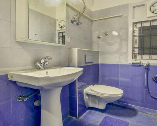 Bathroom 4, Treebo Eco Stay Nandanam, Chennai