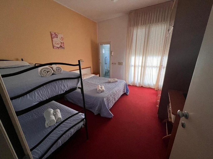 Bedroom 4, hotel Silvie Rose, Forli' - Cesena
