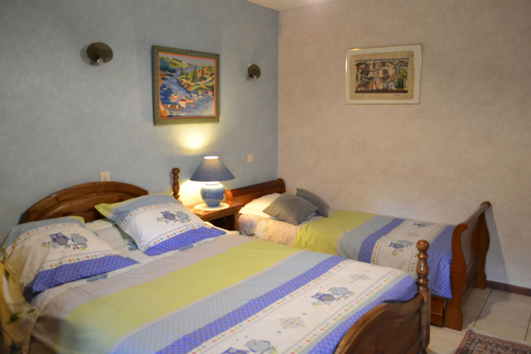 Bedroom 4, Aux Orangers, Charente