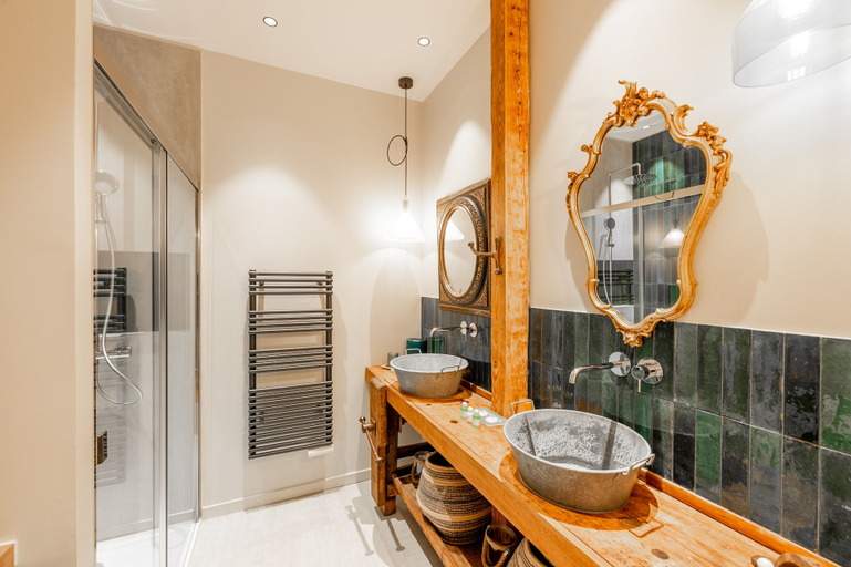 Bathroom 3, Château de Champ-renard, Rhône