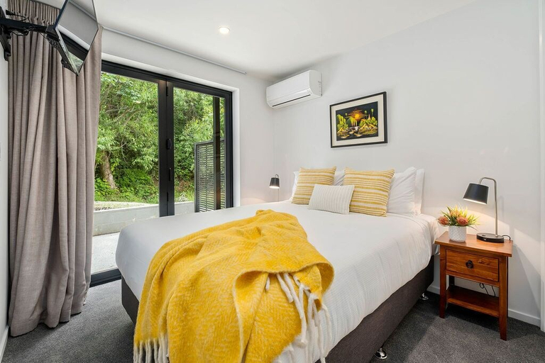 Bedroom 2, Bright, Modern, Plush - Brand New Townhouse, Queenstown-Lakes