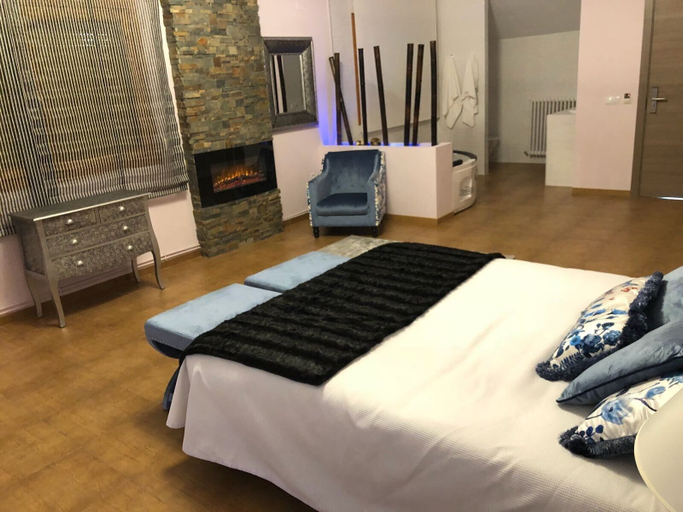 Bedroom 4, Hospederia Casa Martell, Zaragoza