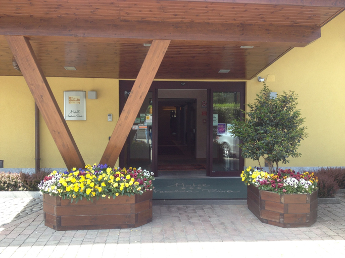 Exterior & Views 2, Hotel Ristorante Vecchia Riva, Varese