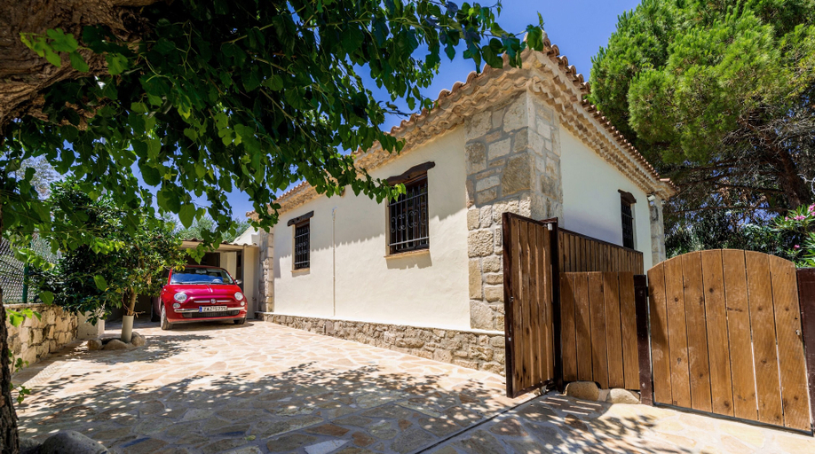 Exterior & Views 2, Leeda's Cottages, Ionian Islands