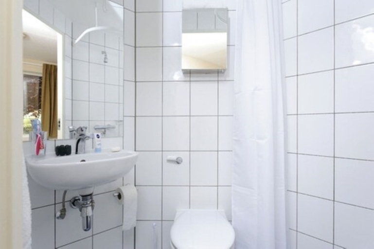 Bathroom, Platt Hall - Campus Accommodation, London