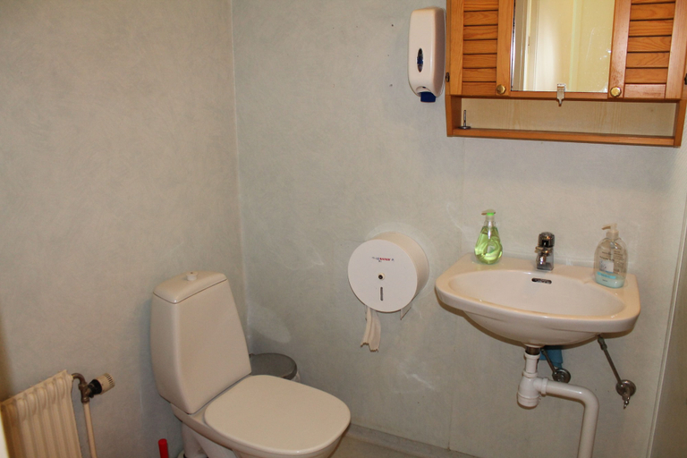 Bathroom 5, Nyckelbo Vandrarhem - Hostel, Helsingborg