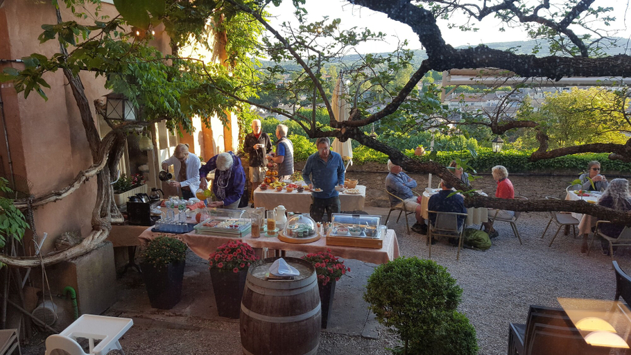 Food & Drinks 4, Hostellerie Le Beffroi, Vaucluse