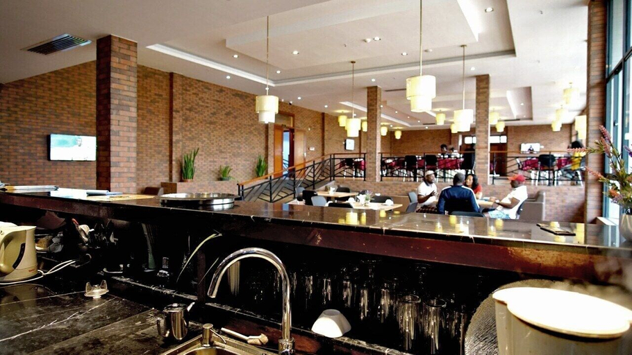 Food & Drinks 4, BENGO HOTEL, Mvila