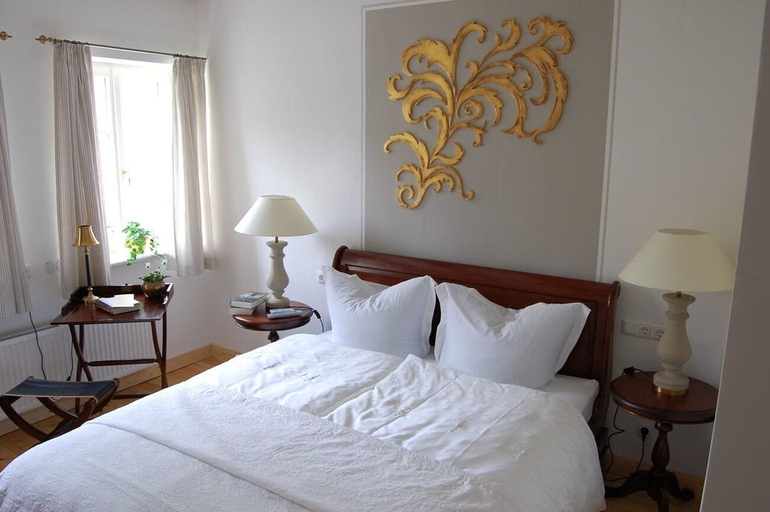 Bedroom 2, Hotel Hochzeitshaus, Aurich
