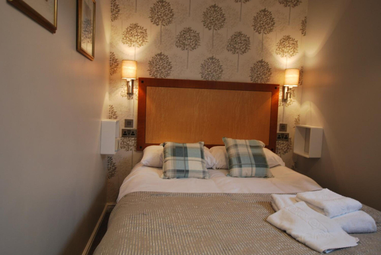 Bedroom 3, The Lion and The Lamb, Cumbria