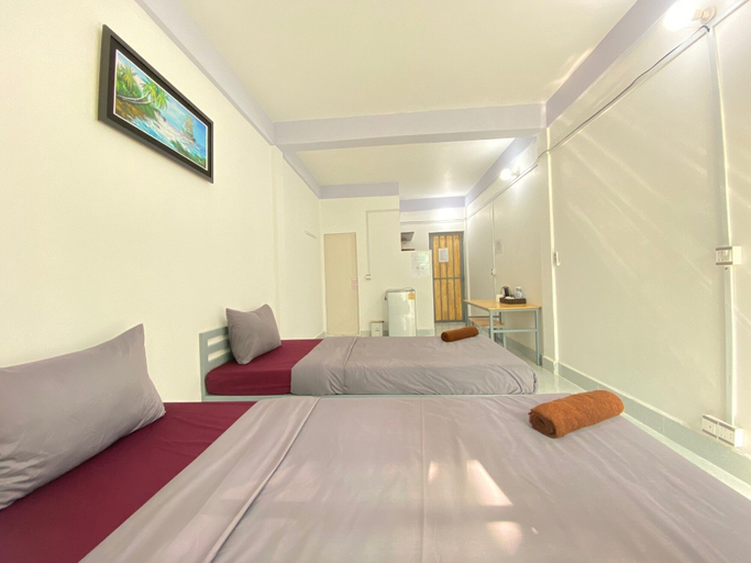 Bedroom 2, Sevenstars Hostel, Sihanoukville