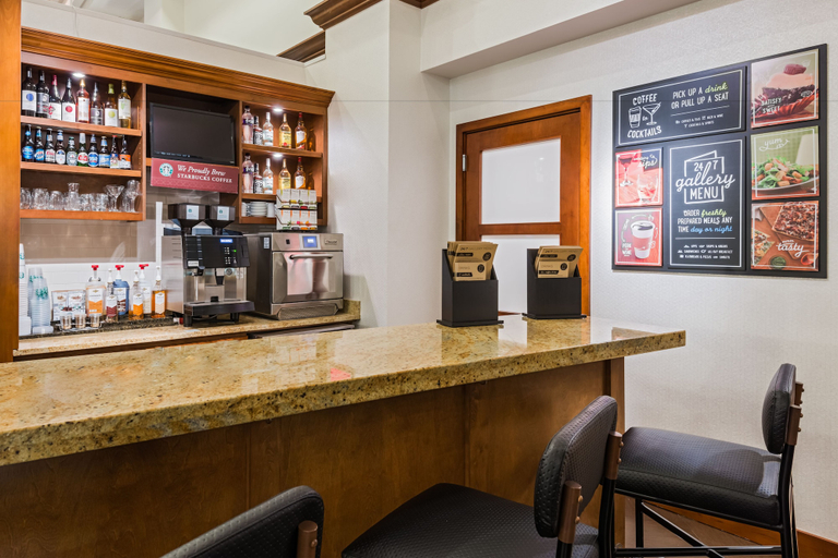 Food & Drinks 5, Hyatt Place Rogers/Bentonville, Benton