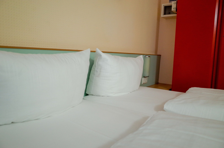 Bedroom 4, Hotel Sachsenhof Berlin, Berlin