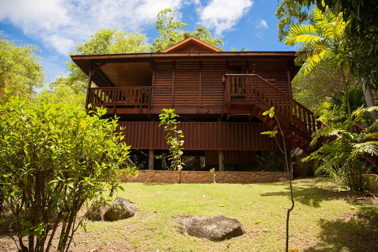 Exterior & Views 2, Cerf Island Resort