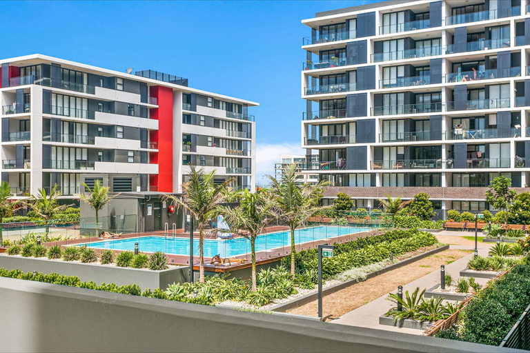 Exterior & Views 2, Wollongong CBD Ocean View Apartment, Wollongong - Inner
