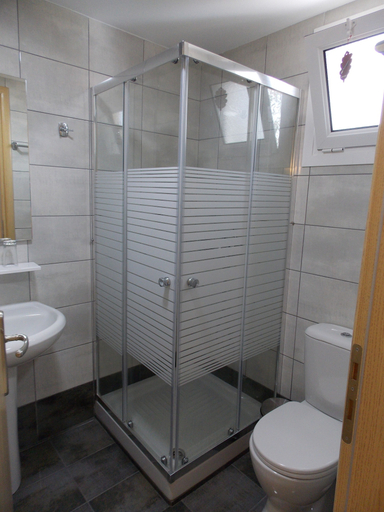 Bathroom 3, Alkyon Beach Hotel, Ionian Islands
