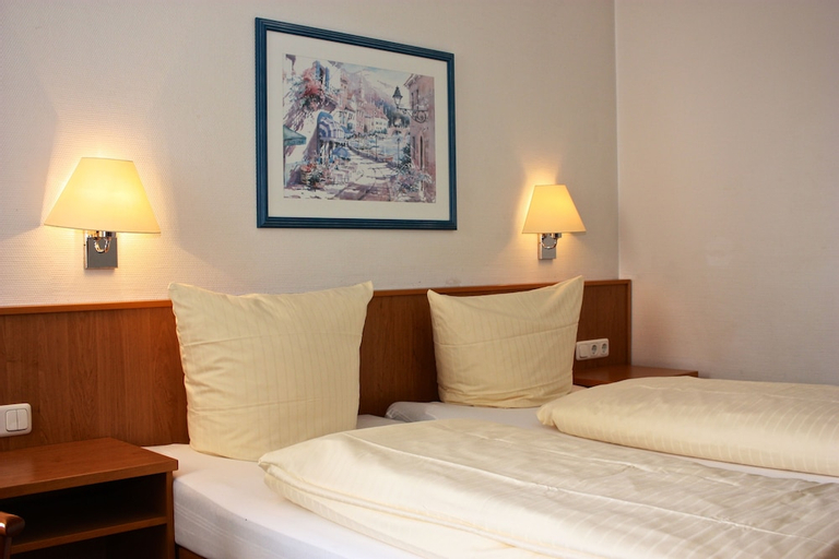 Bedroom 14