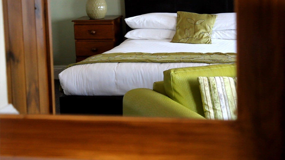 Bedroom 2, The Royal Hotel, North Tyneside