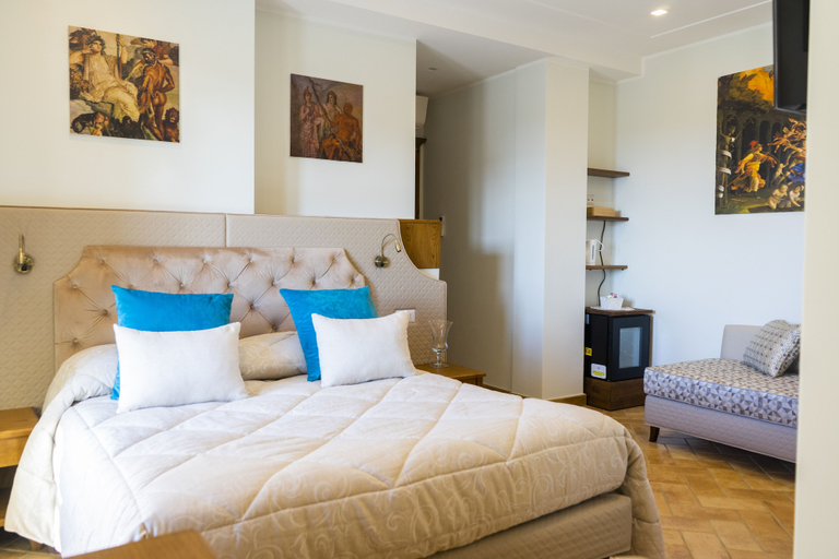 Bedroom 3, Relais Country House, Napoli