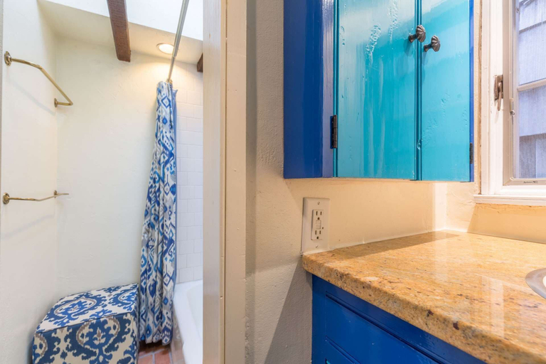 Bathroom 3, Rockmere Inn, Essex