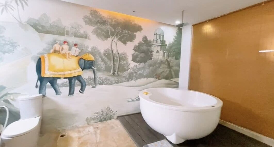 Bathroom 4, Phu Nhuan Unique Apartment In Vietnam, Phú Nhuận