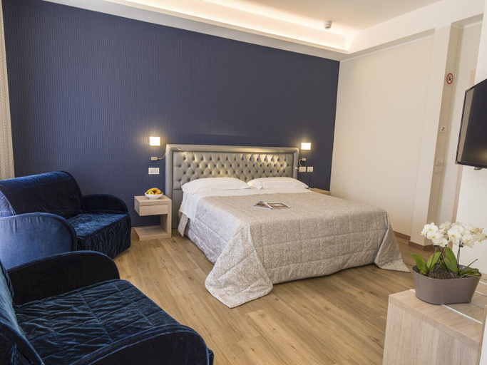 Bedroom 4, Formentin Terme, Padua