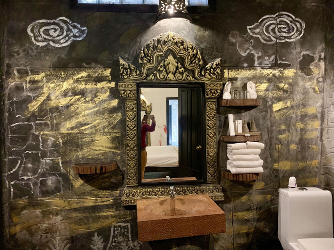 Bathroom 3, Petit Temple Suite & Spa, Siem Reap