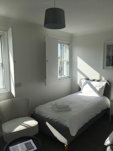 Bedroom 2, Edenside House, Fife