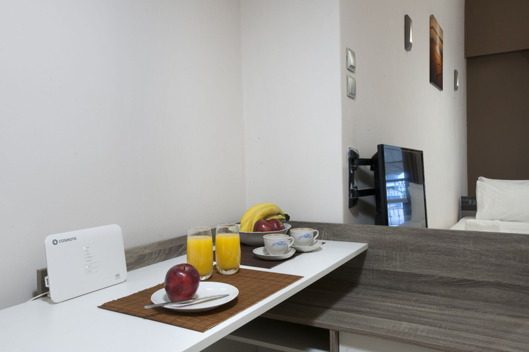Others 5, Studio Next to Agios Nikolaos Church, Attica