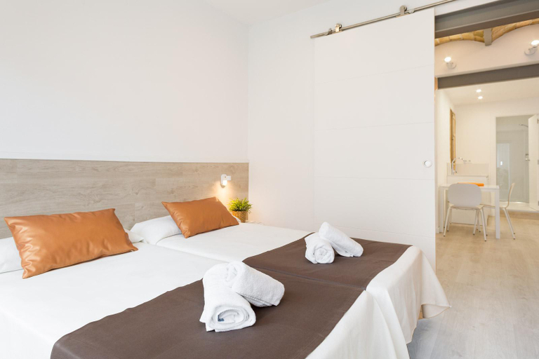 Bedroom 5, BcnStop Sagrada Familia Apartments, Barcelona