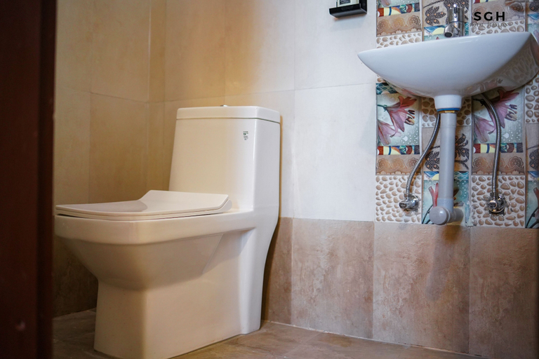 Bathroom, Sukoon Pearl Inn, Jabalpur