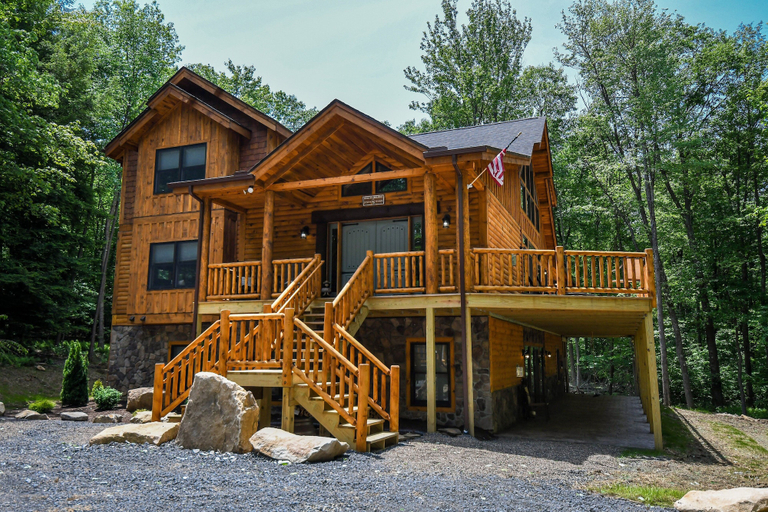 Exterior & Views 1, Hemlock Hideaway 6 Bedroom House, Garrett