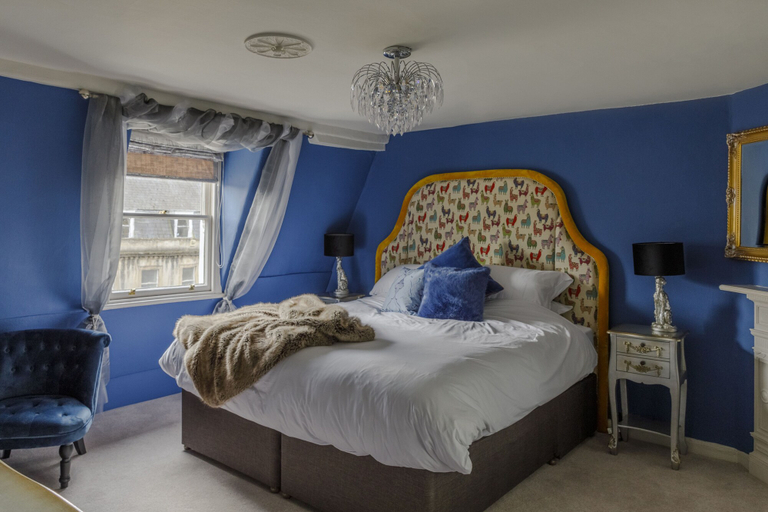 Bedroom 5, Impeccable 4-bed Apartment in Bath, Bath and North East Somerset
