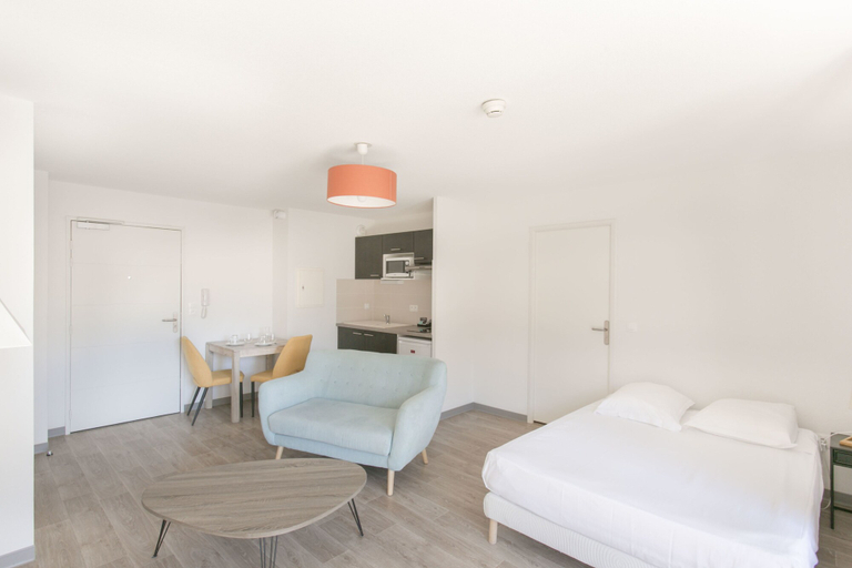 Bedroom 5, ZENAO Appart'hotel Albi, Tarn