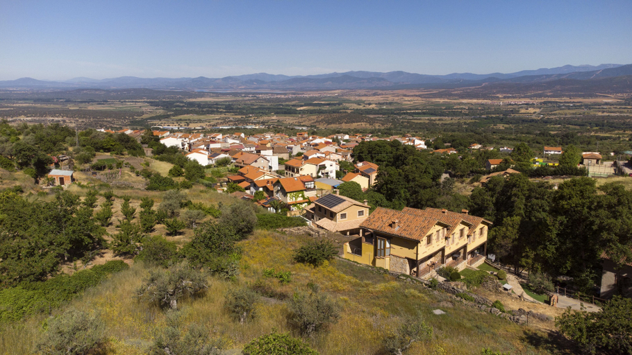 Exterior & Views 2, Casas Rurales Acebuche, Cáceres