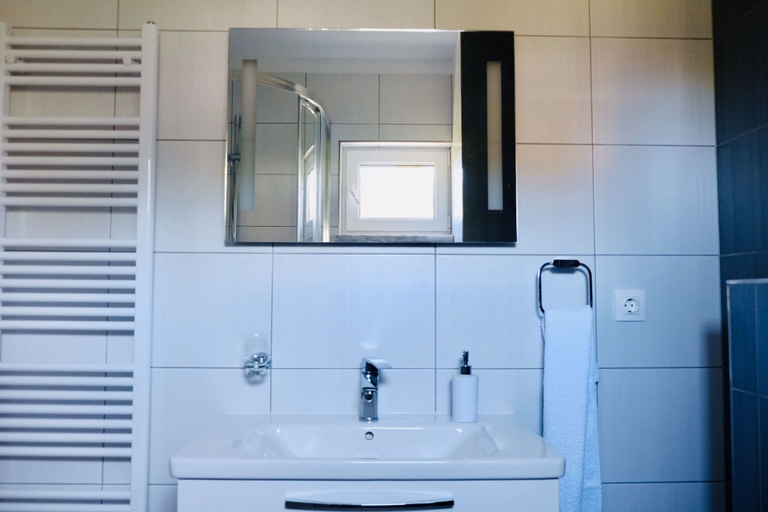 Bathroom 3, Villa Tonika, Selca