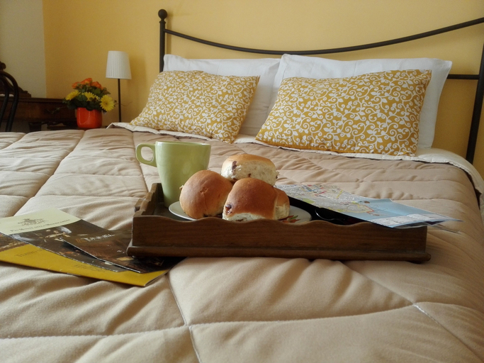 Bedroom 5, Casa Mariella, Napoli