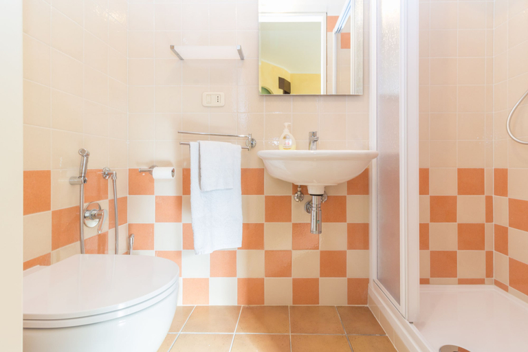 Bathroom 5, B&B Dimora Morelli, Perugia