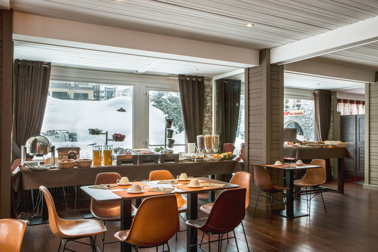 Food & Drinks 5, Hotel Ormelune, Savoie
